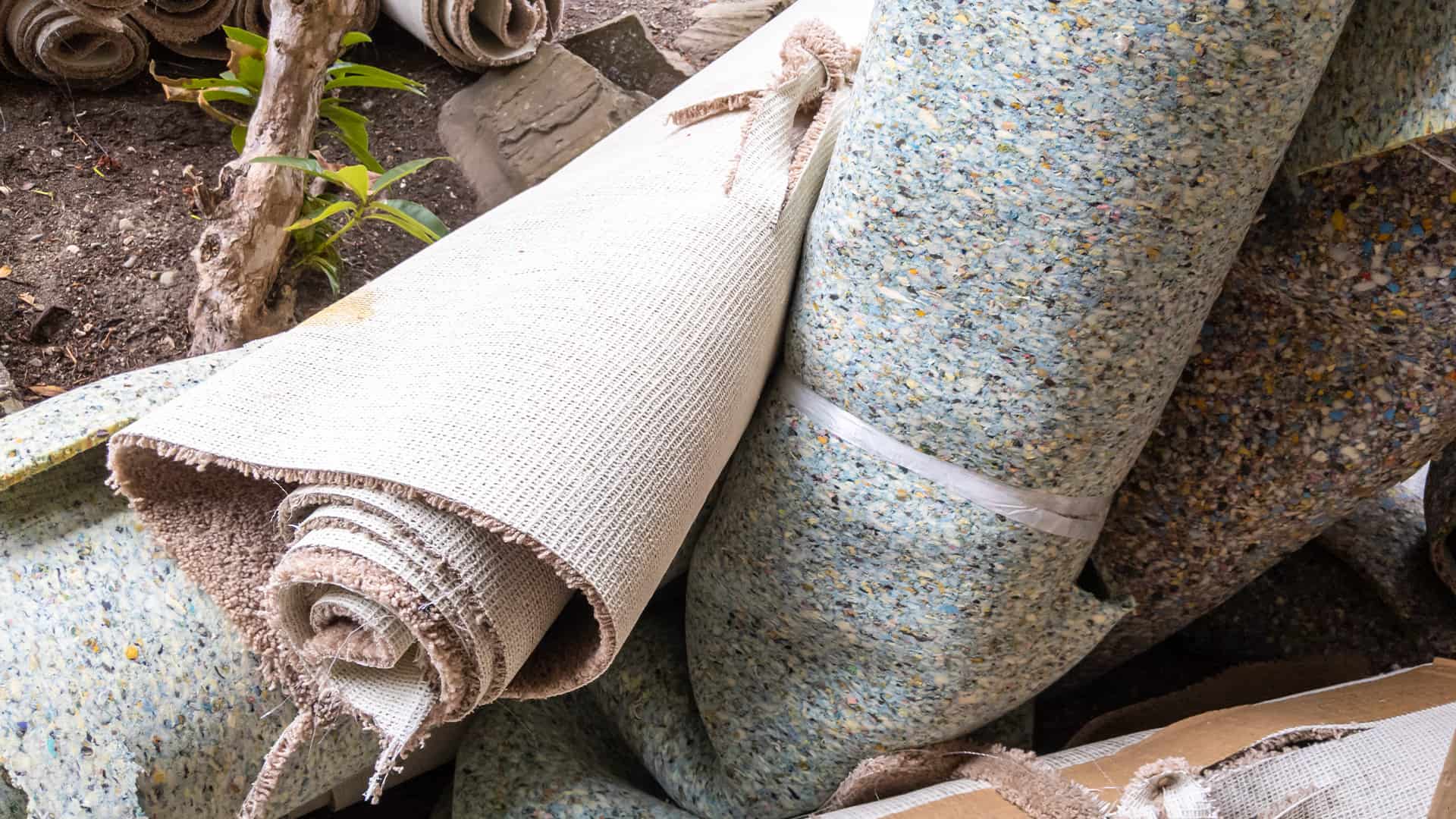 How Long Does Carpet Underlay Last? (& When To Replace It)